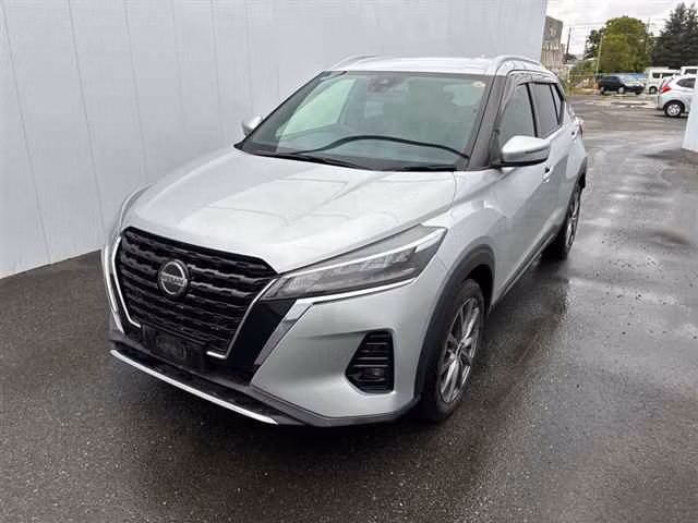 NISSAN KICKS