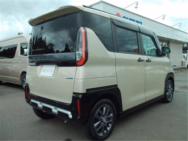 MITSUBISHI DELICA MINI