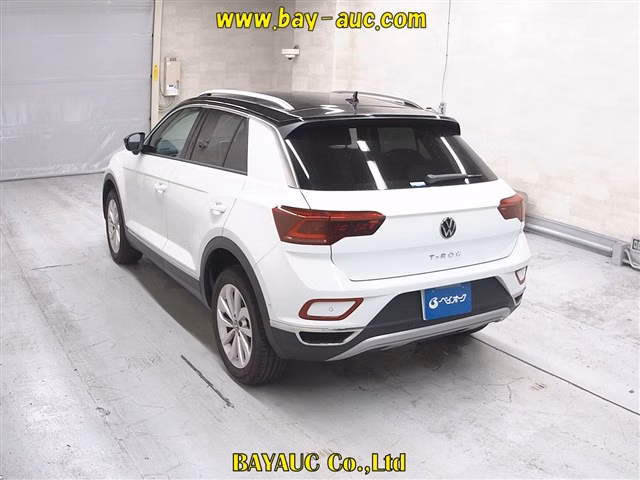 VOLKSWAGEN T-ROC