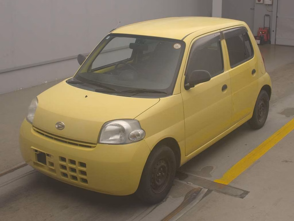 DAIHATSU ESSE