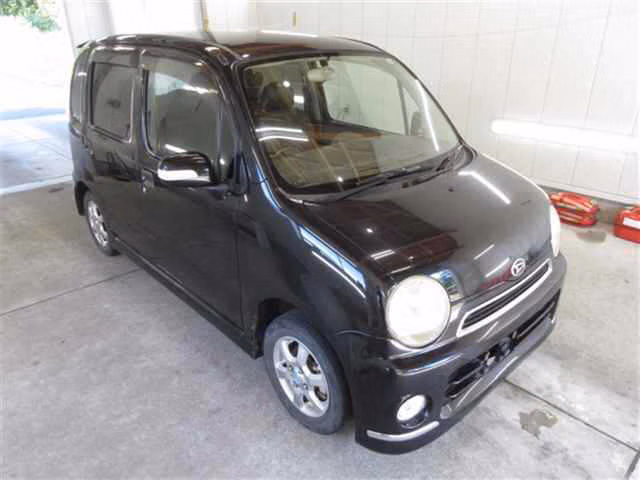 DAIHATSU MOVE LATTE