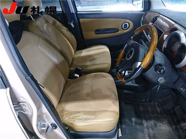 DAIHATSU MIRA GINO
