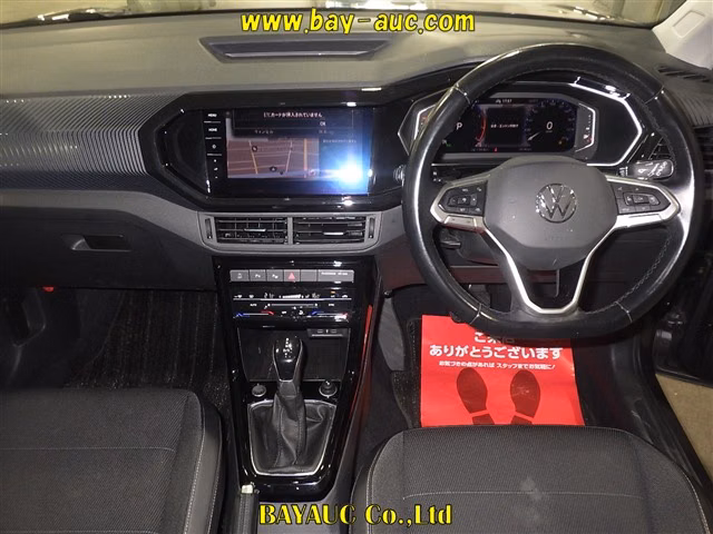 VOLKSWAGEN T-CROSS