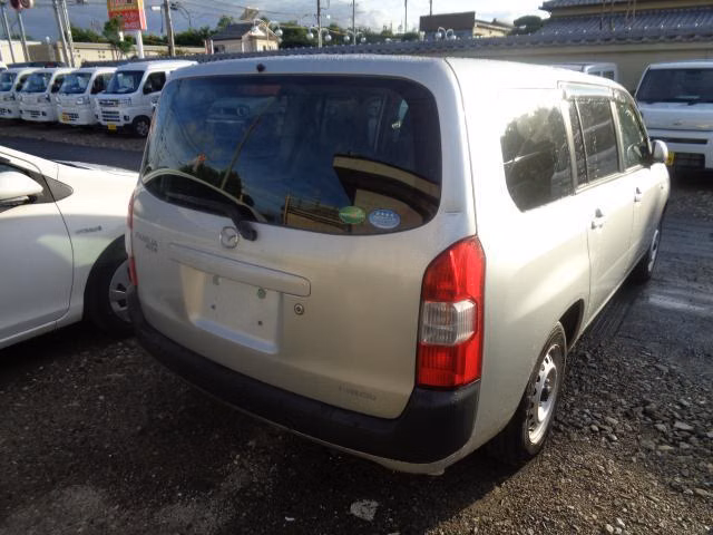 MAZDA FAMILIA