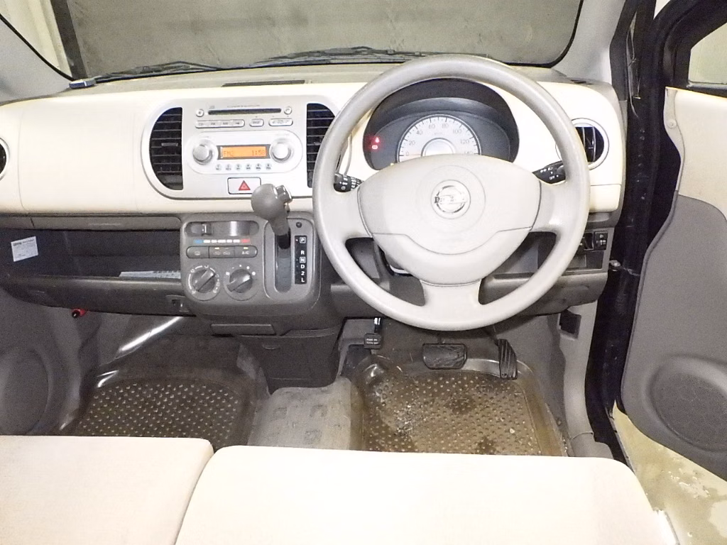 NISSAN MOCO