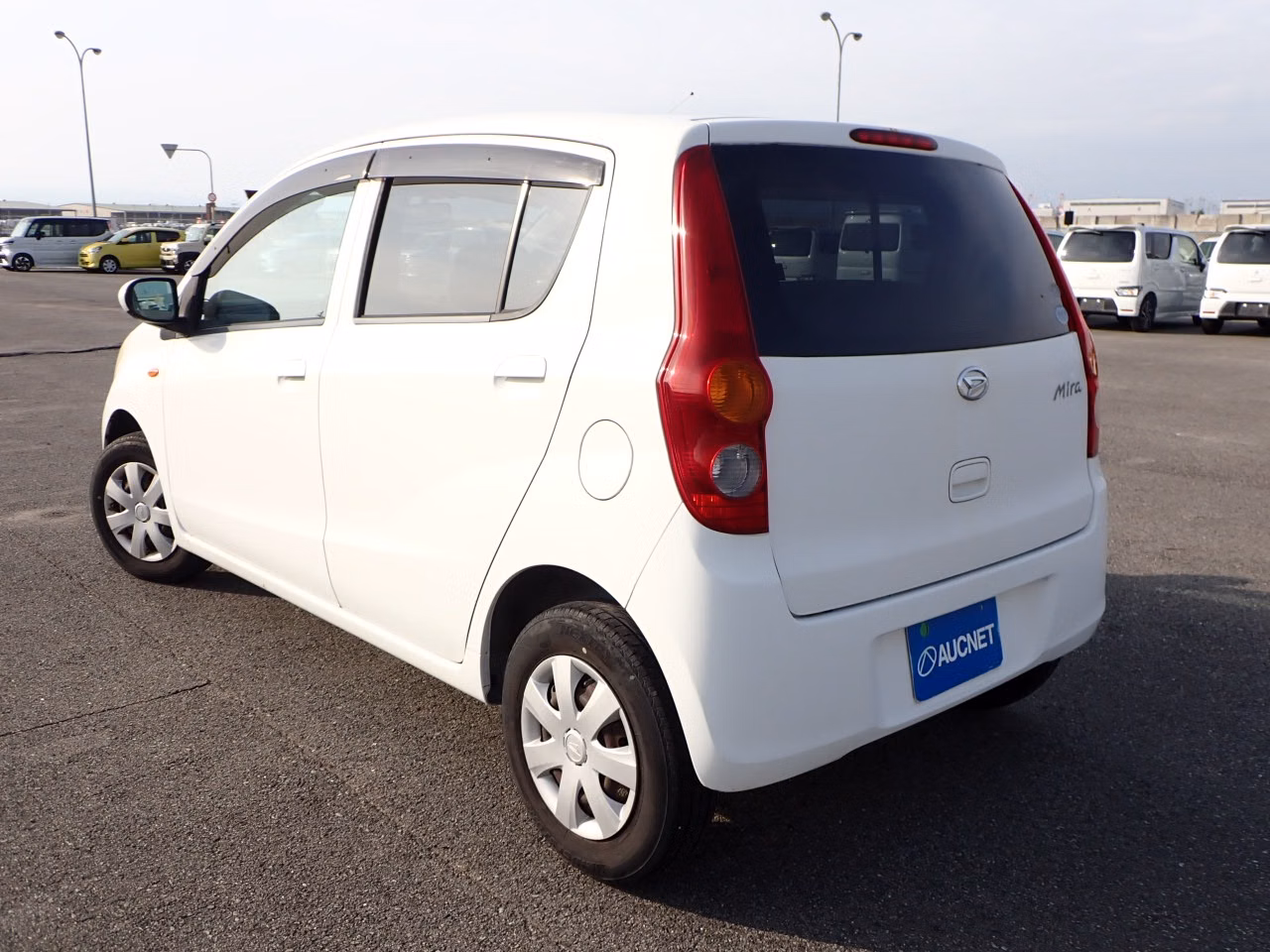 DAIHATSU MIRA