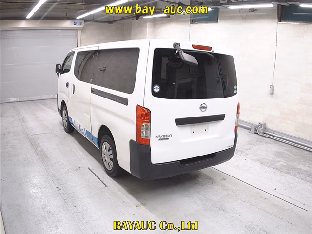 NISSAN NV350 CARAVAN