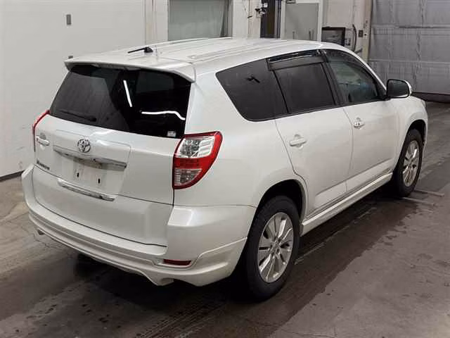 TOYOTA VANGUARD