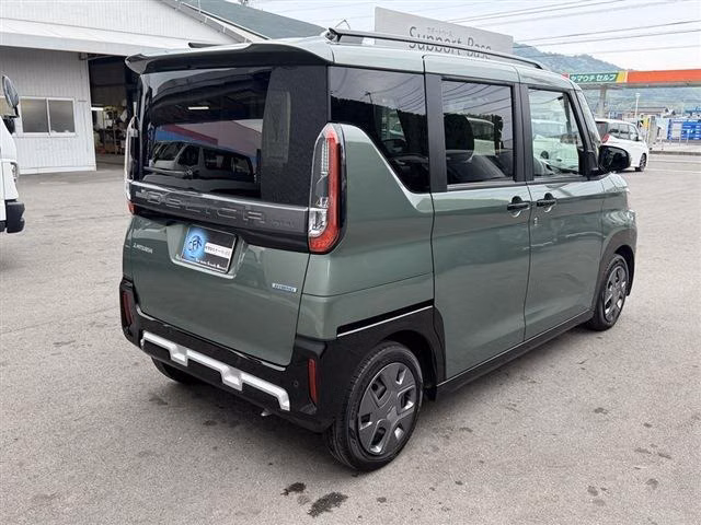 MITSUBISHI DELICA MINI