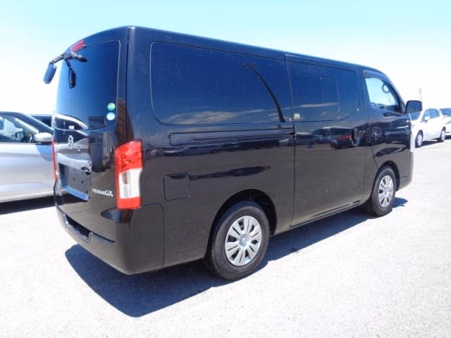 NISSAN NV350 CARAVAN