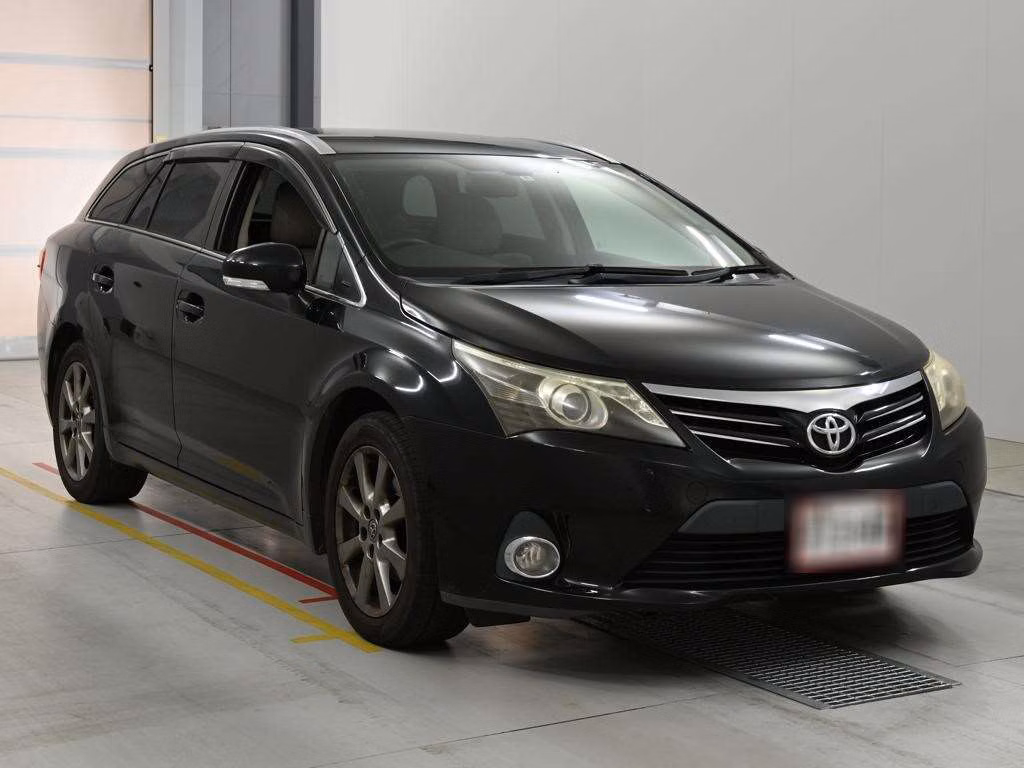 TOYOTA AVENSIS