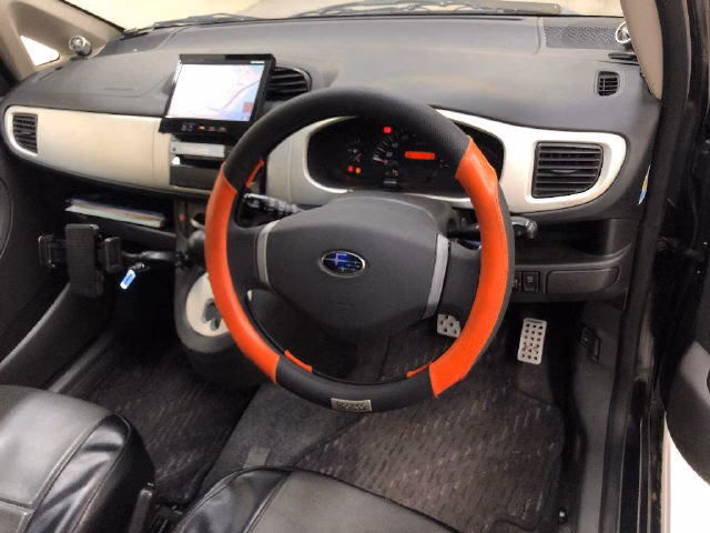 SUBARU R2