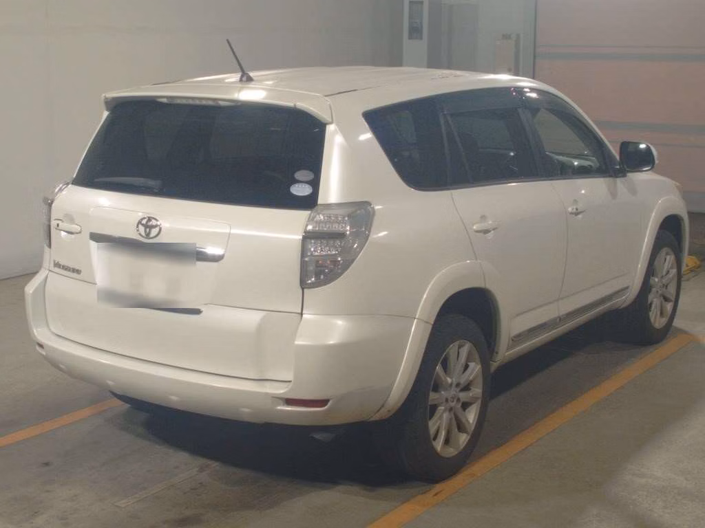 TOYOTA VANGUARD