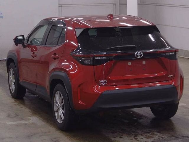 TOYOTA YARIS CROSS