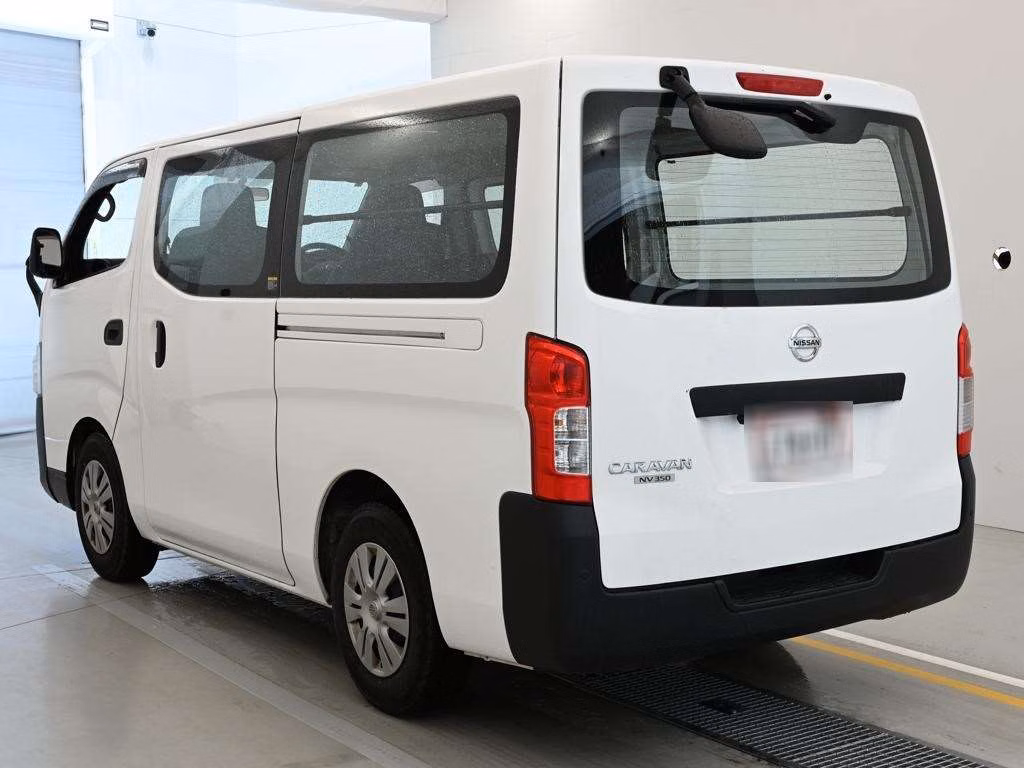 NISSAN NV350 CARAVAN