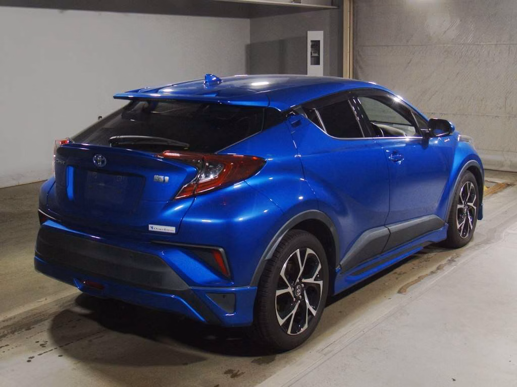 TOYOTA C-HR