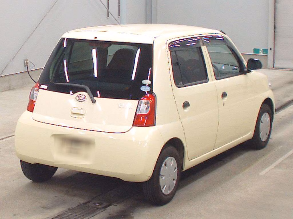 DAIHATSU ESSE