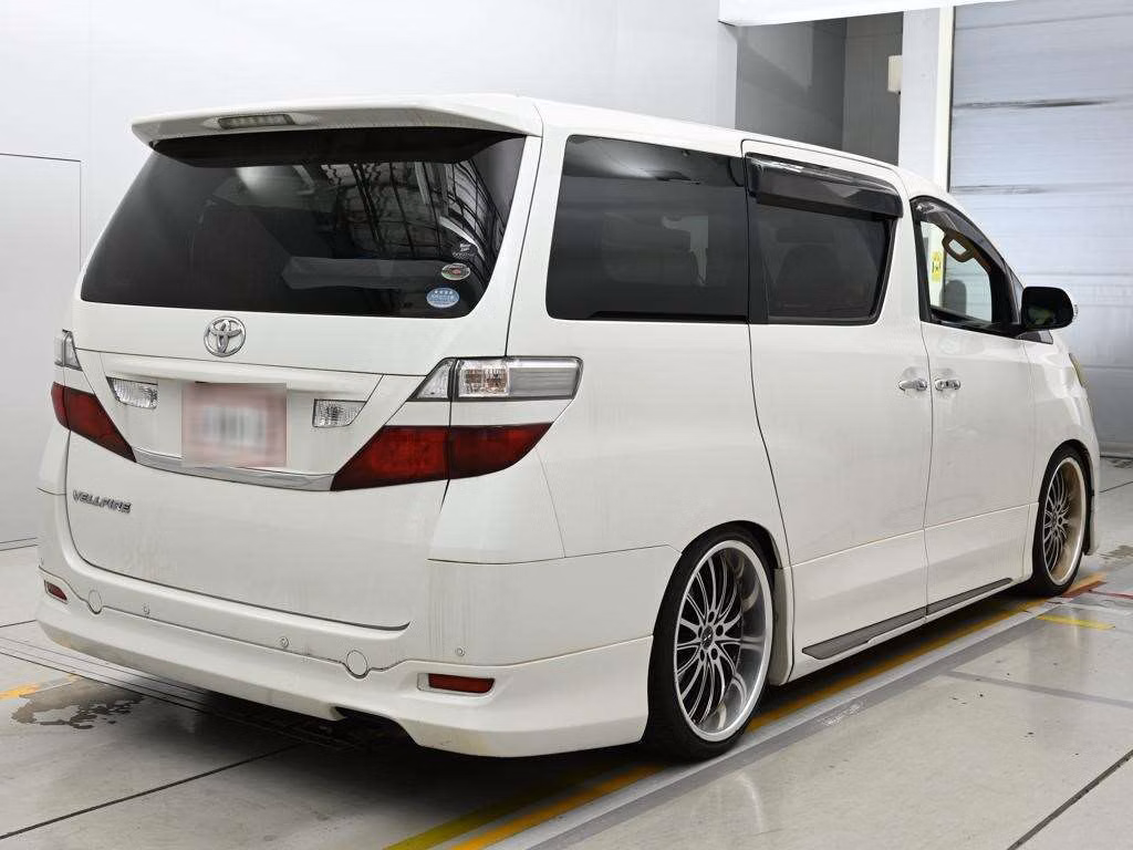 TOYOTA VELLFIRE