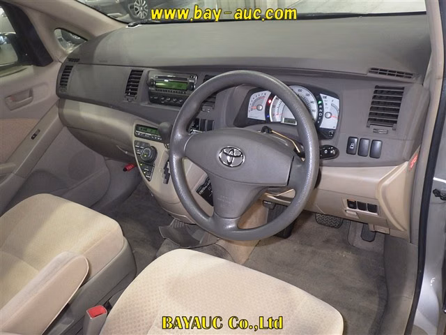 TOYOTA ISIS