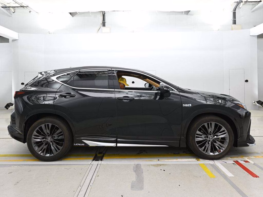LEXUS NX450H+