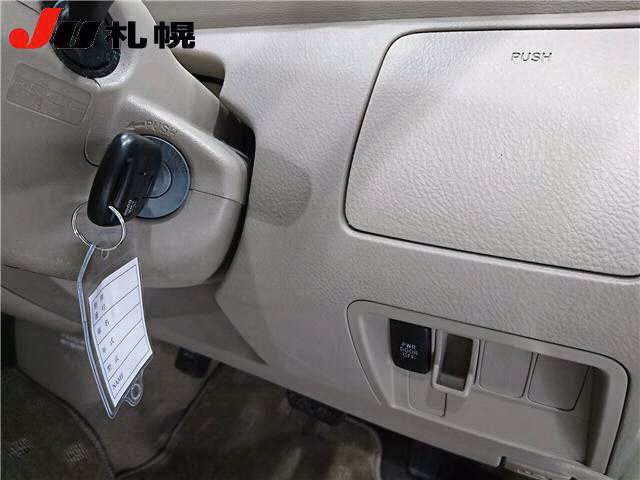 TOYOTA RAUM