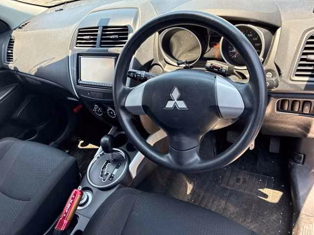 MITSUBISHI RVR
