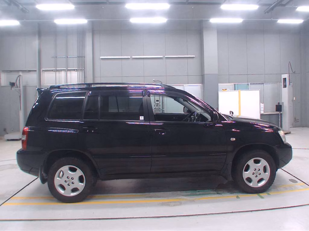 TOYOTA KLUGER V
