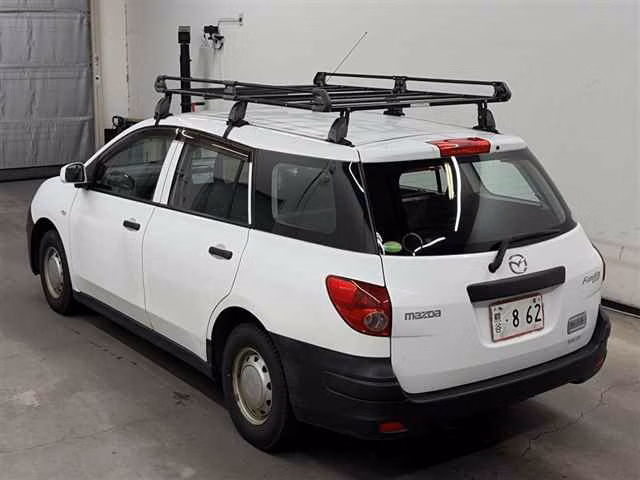 MAZDA FAMILIA