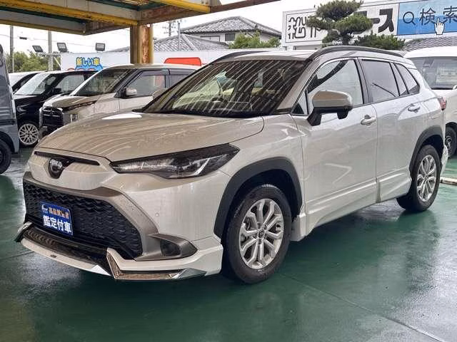 TOYOTA COROLLA CROSS