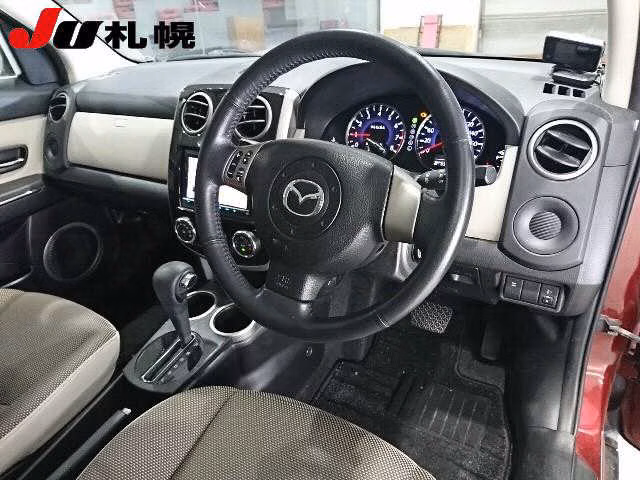 MAZDA VERISA