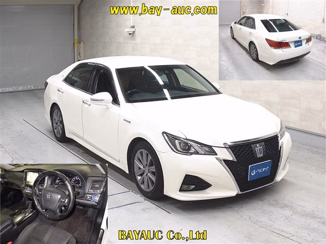 TOYOTA CROWN