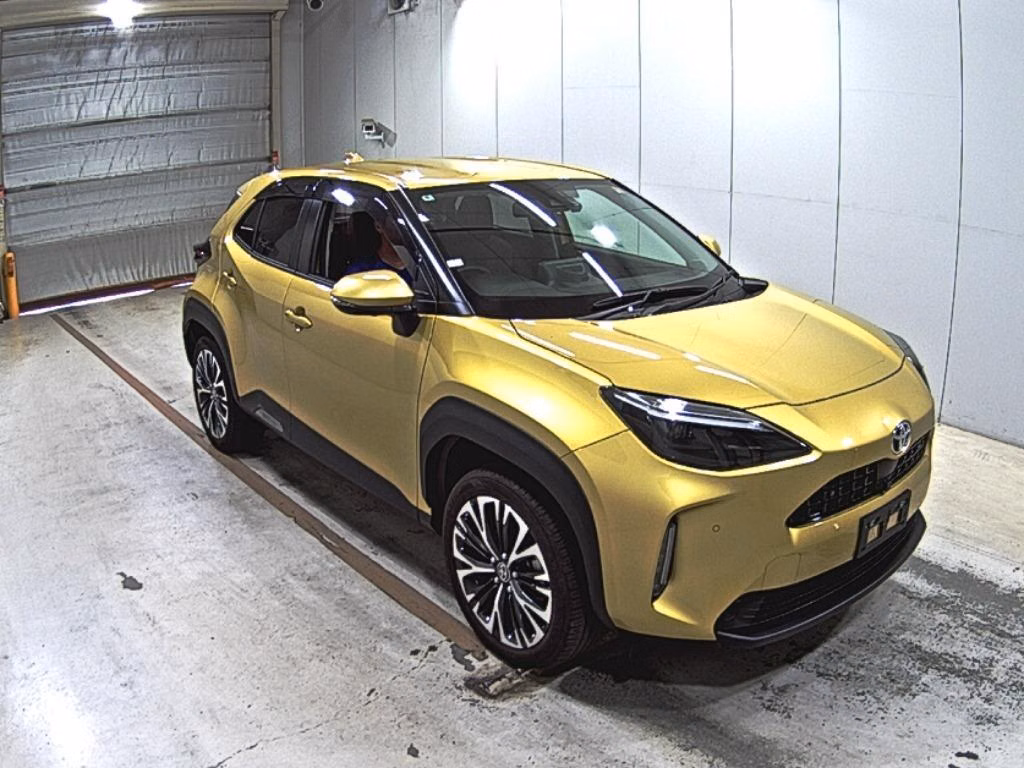 TOYOTA YARIS CROSS