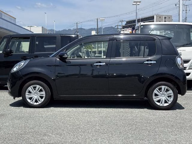 DAIHATSU BOON
