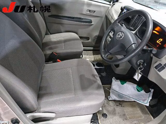 TOYOTA PIXIS EPOCH