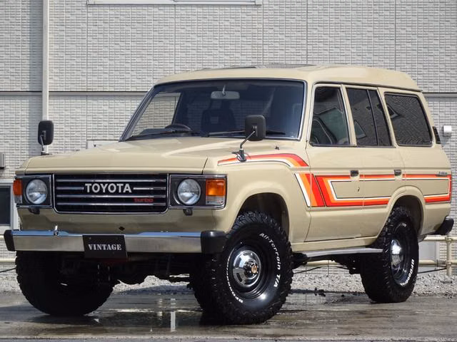 TOYOTA LAND CRUISER