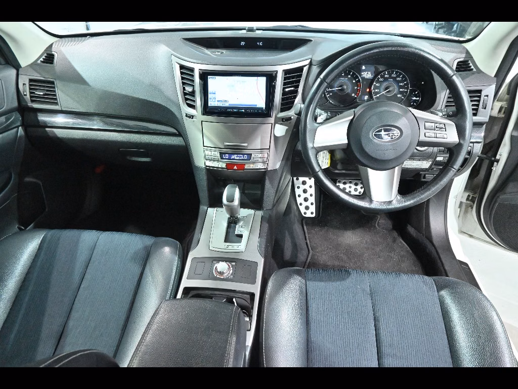 SUBARU LEGACY
