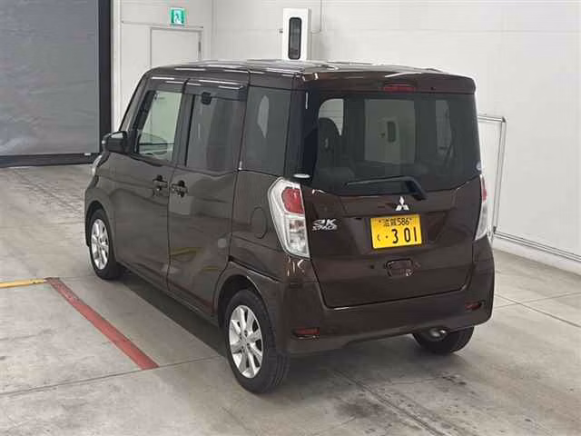 MITSUBISHI EK SPACE