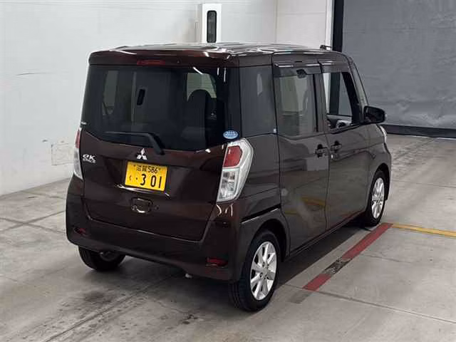 MITSUBISHI EK SPACE