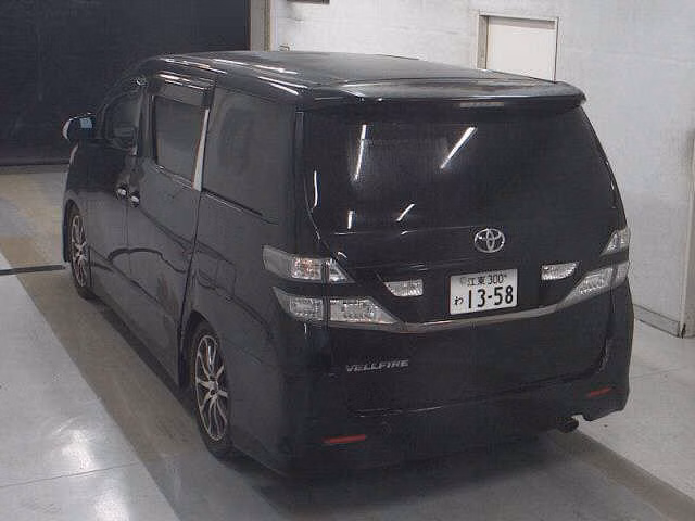 TOYOTA VELLFIRE