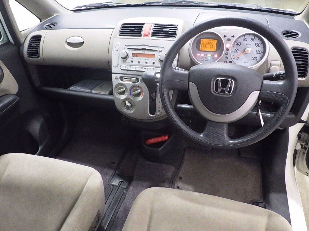 HONDA LIFE