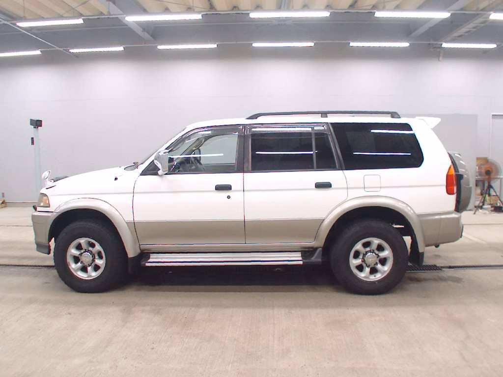 MITSUBISHI CHALLENGER