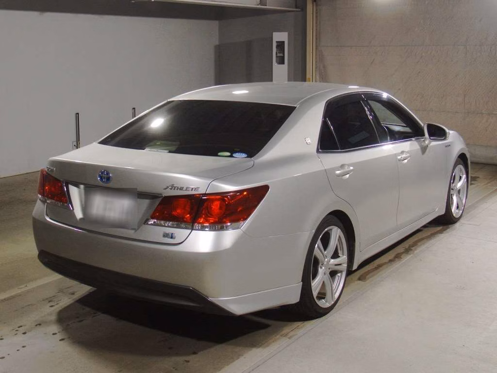 TOYOTA CROWN