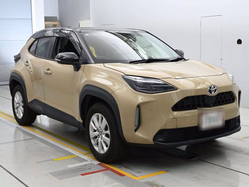 TOYOTA YARIS CROSS