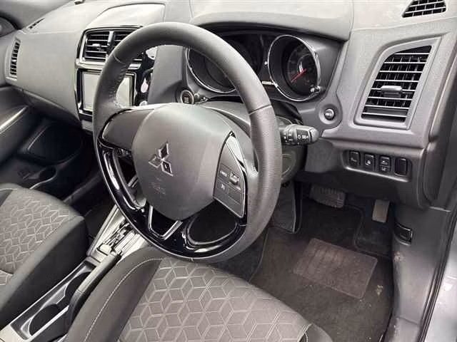 MITSUBISHI RVR