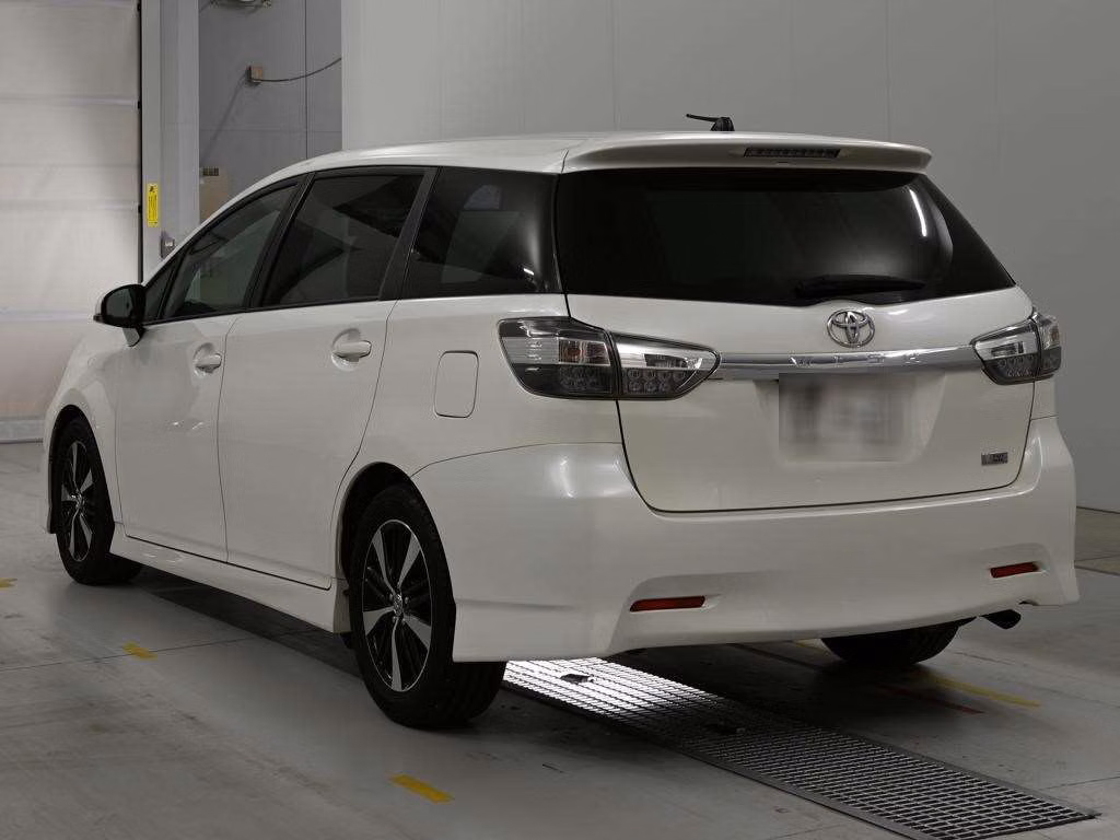TOYOTA WISH