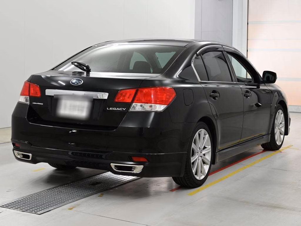 SUBARU LEGACY B4