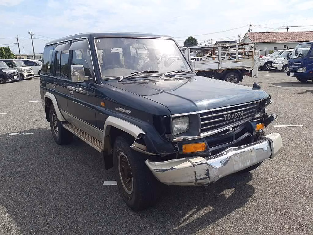 TOYOTA LAND CRUISER PRADO