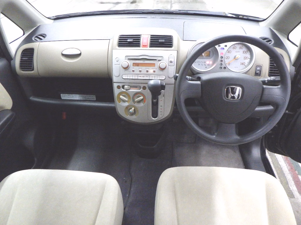 HONDA LIFE
