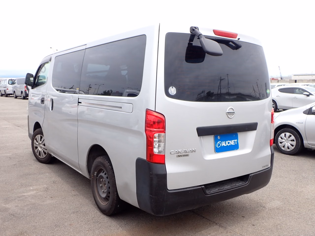 NISSAN NV350 CARAVAN