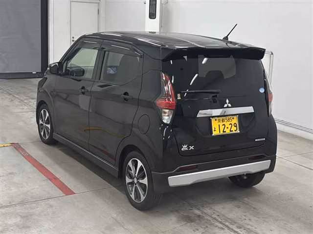 MITSUBISHI EK X